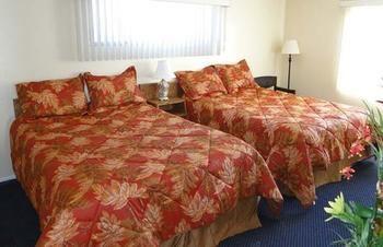 White Sands Beach Resort Холмс Бийч Екстериор снимка